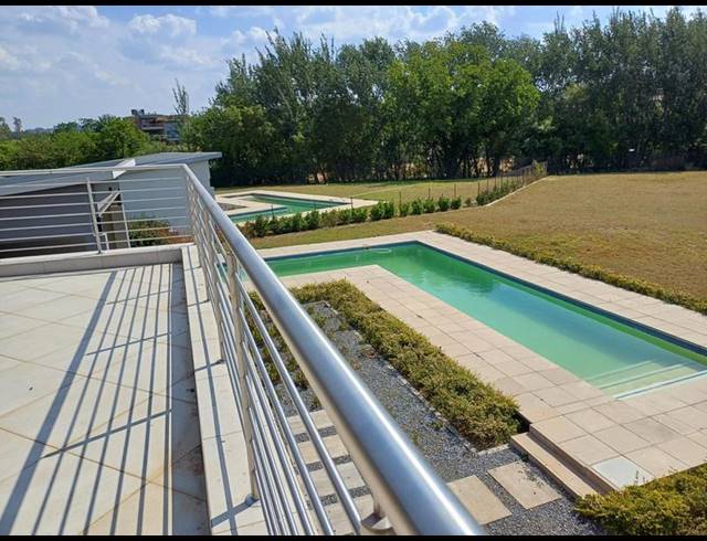 5 BEDROOM PROPERTY TO RENT IN LANSERIA